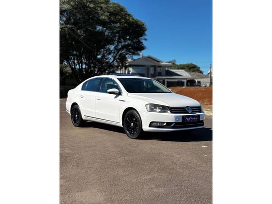 VOLKSWAGEN PASSAT 2.0 FSI DSG GASOLINA 4P AUTOMÁTICO VOLKSWAGEN PASSAT 2.0 FSI DSG GASOLINA 4P AUTOMÁTICO
